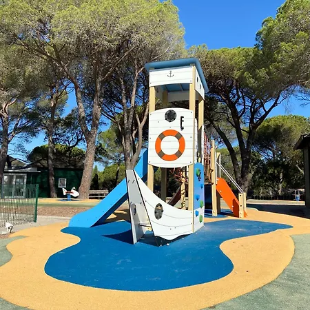 Vue Piscine - Clim * Saint-Raphaël