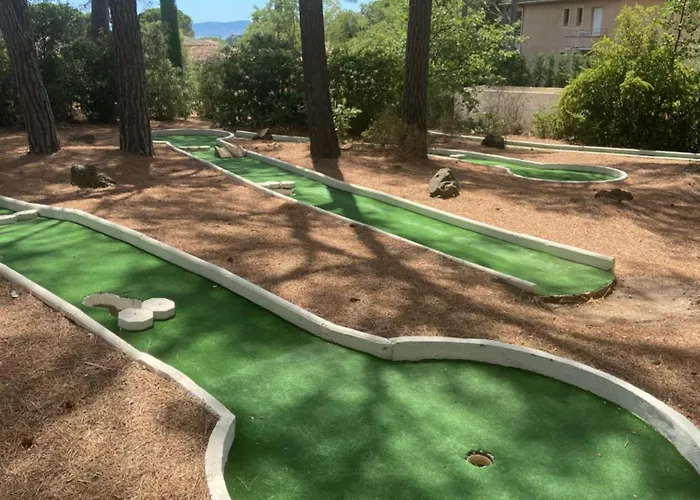 Vue Piscine - Clim Apartamento